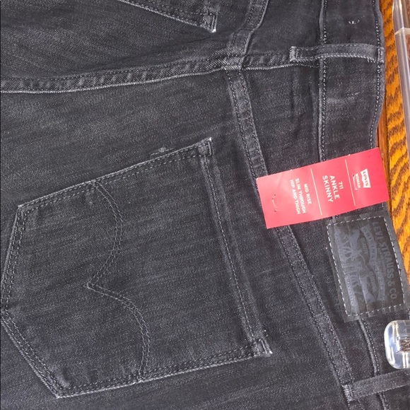 Levi’s women’s size 18 skinny ankle jeans. - Picture 5 of 5